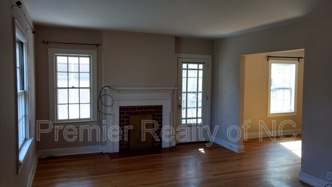 Foto del edificio - 1543 S Hawthorne Rd