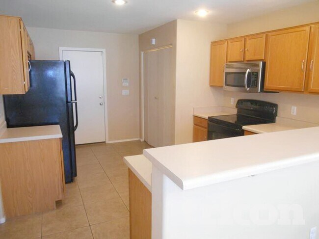 Foto del edificio - 1116 W Villa Maria Dr