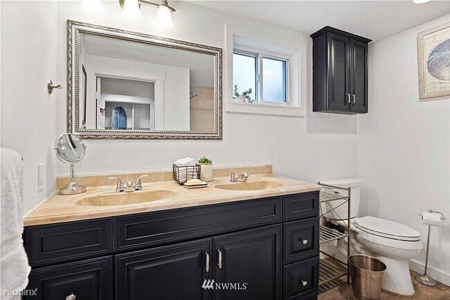 Building Photo - 2 br, 2 bath House - 8144 31st Ave SW