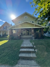 Building Photo - 336 N Lesley Ave