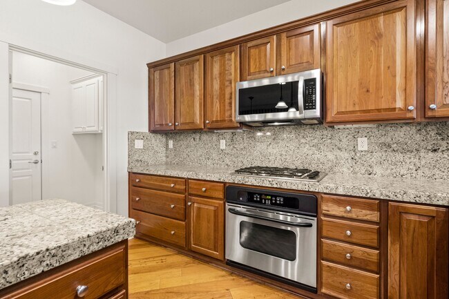 Foto del edificio - 2813 Black Hawk Ln