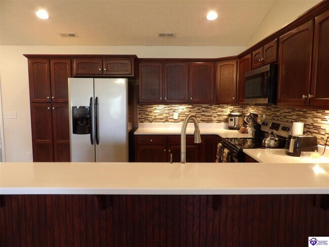 Foto del edificio - 506 St Andrews Dr