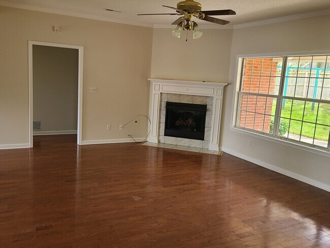 Building Photo - A must see in Hernando, MS!