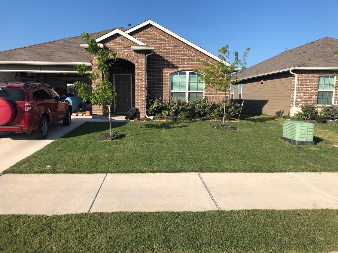 358 N Kowald Ln, New Braunfels, TX 78130 House for Rent in New