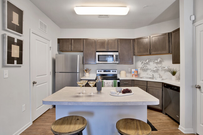 1 Bedroom A Eat-in Kitchen - The Crossings At Milestone