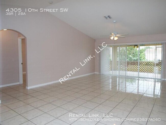 Building Photo - 4305 10th St SW