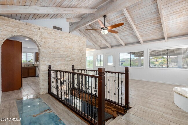 Foto del edificio - 16905 E Windchime Dr