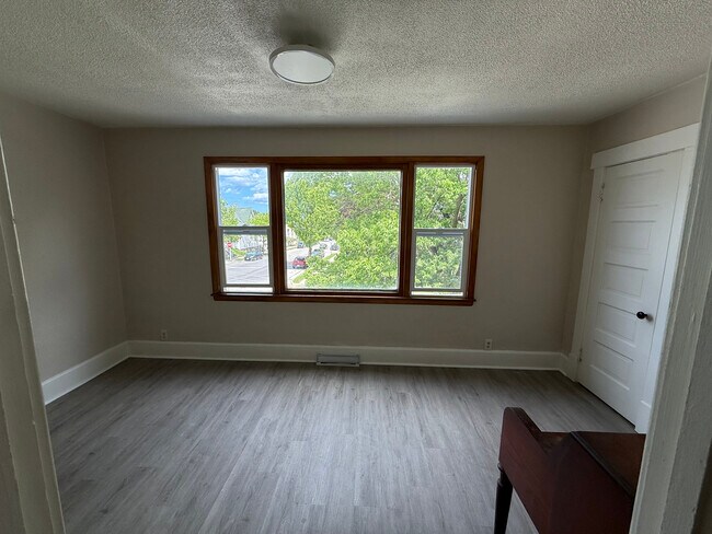 Foto del edificio - 1703 S 70th St