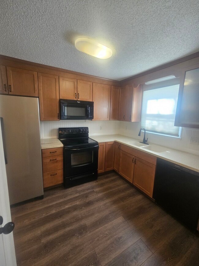Building Photo - 103B Sunningdale