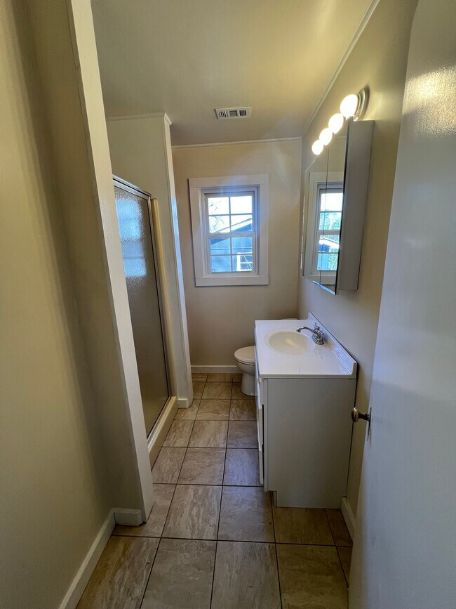 Foto del edificio - IRY Prop