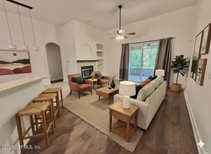 Building Photo - 614 Loire Ct