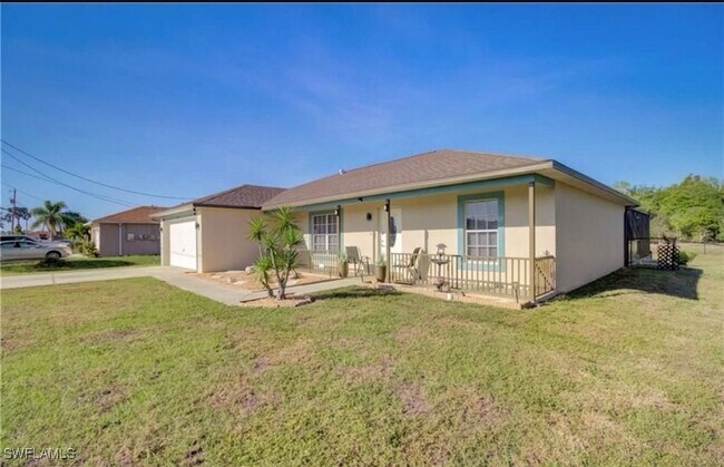 Building Photo - 836 Woodridge Cir