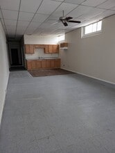 Building Photo - 70 E Main St