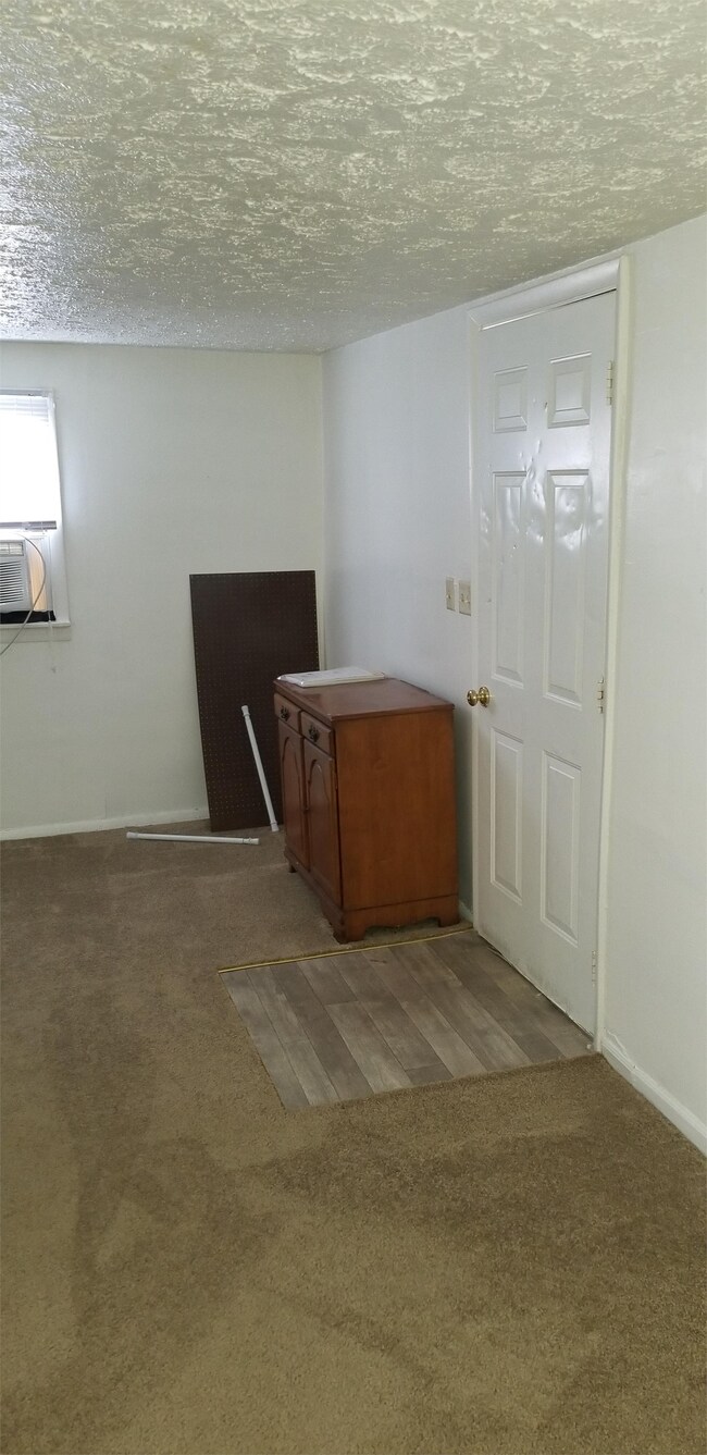 Foto del edificio - 2205 E Harrison St