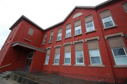 Primary Photo - 366 4th Ave