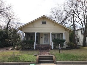 Building Photo - 607 W Hunt St