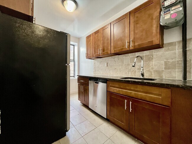 Foto del edificio - 709 W 176th St