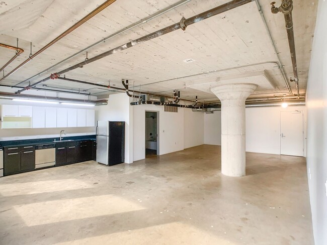 Building Photo - 1202 Kettner Blvd