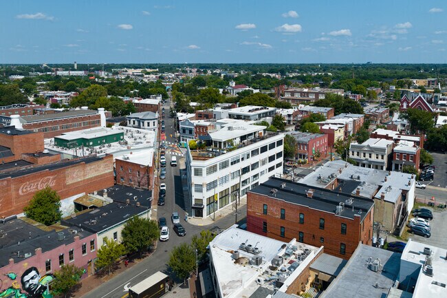 Foto del edificio - Marshall Adams Apartments
