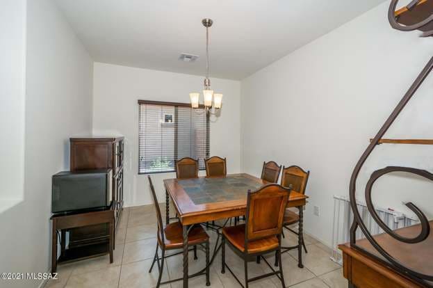 Building Photo - 9017 W Rolling Springs Dr