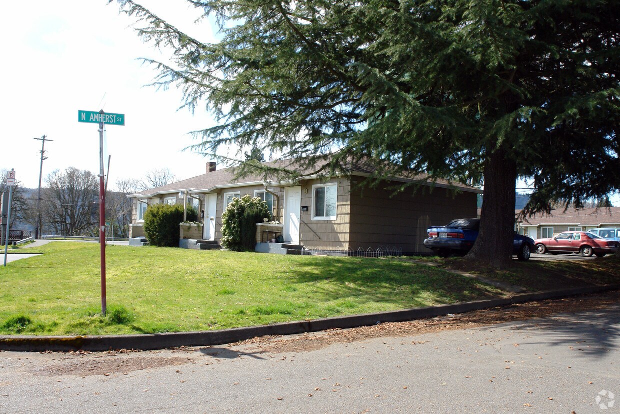 Foto del edificio - 6924-7016 N Amherst