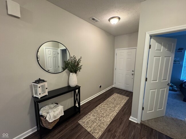 Foto del edificio - 914 Baden Manor Dr