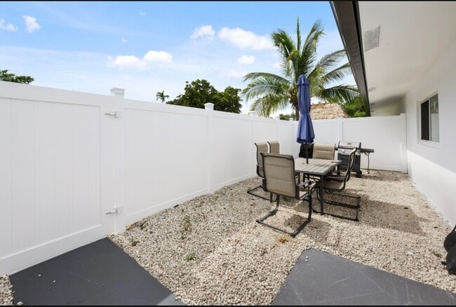 Foto del edificio - 1702 SW 20th St