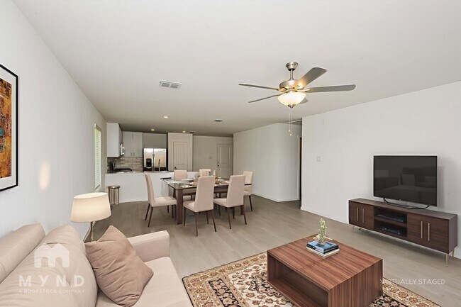 Foto del edificio - 2744 Mistwood Dr