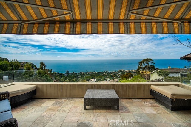Building Photo - 6 Pacific Vista