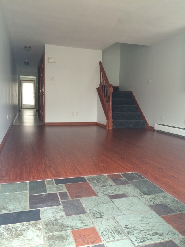 95 Central - Sala de estar - 95 Central Ave