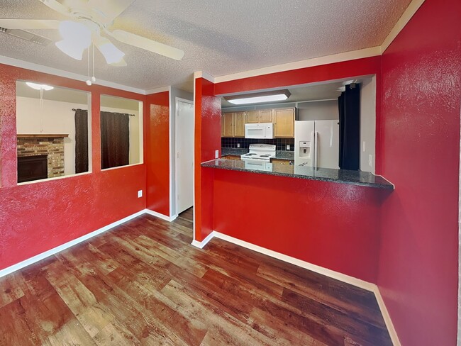 Building Photo - Charming One-Story with Bonus Sunroom & Backyard Retreat in Prime Summerfields Location!