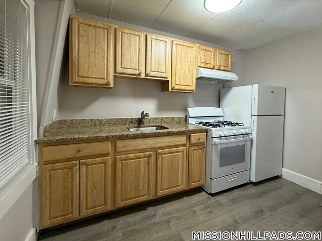 Foto del edificio - 54 Blue Hill Ave