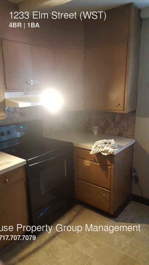 Foto del edificio - 1233 Elm St