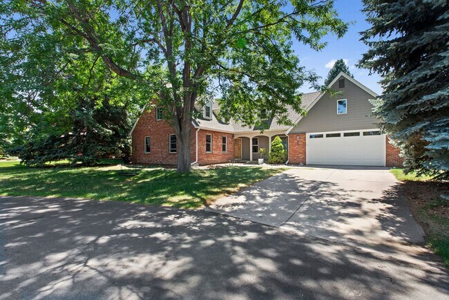 Foto del edificio - Beautiful 5-Bedroom + Office, 4-Bath Home in Northwest Fort Collins!