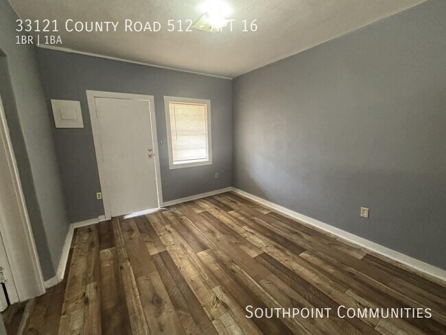Foto del edificio - 33121 Co Rd 512