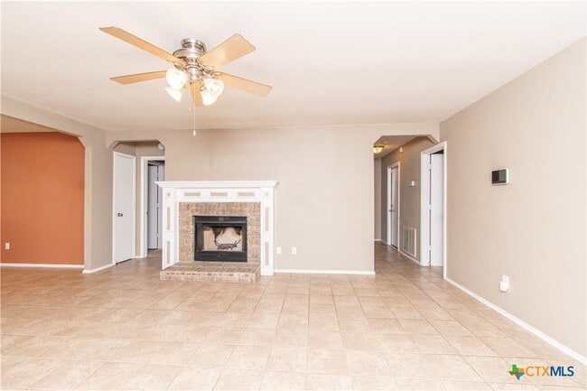 Building Photo - 4510 Dartmouth Dr