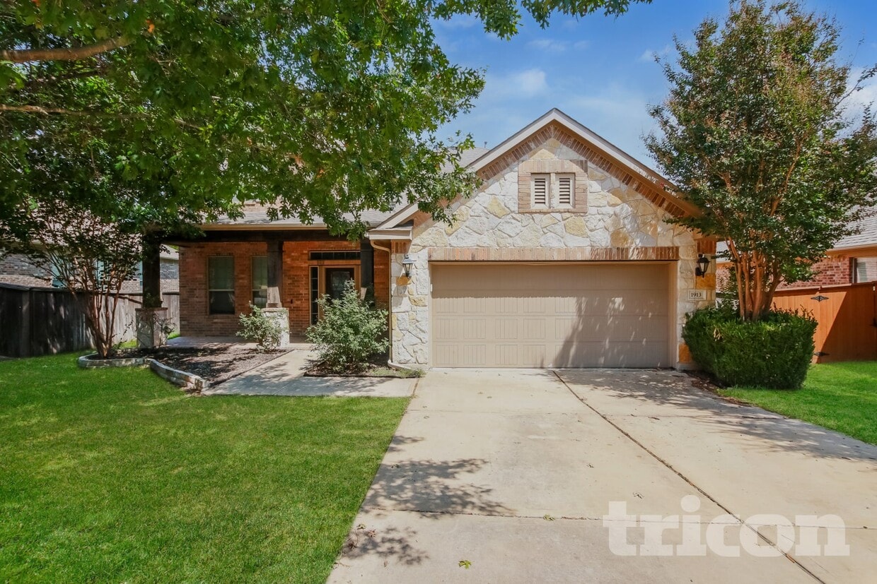 Foto principal - 1913 Colony Glen Ln