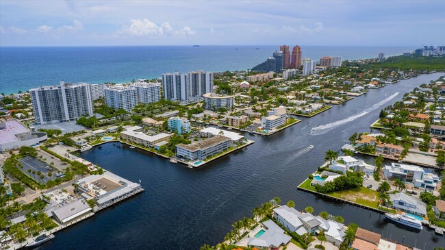 Building Photo - 2841 N Ocean Blvd