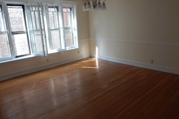 dining room - 5211 S Greenwood Ave