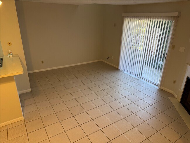 Building Photo - 2120 El Paseo St