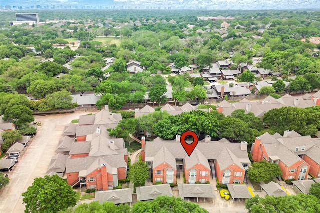 Foto del edificio - 12660 Hillcrest Rd