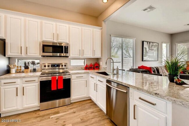 Foto del edificio - 7863 E Nestling Way