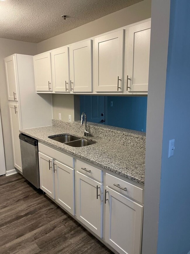 Interior Photo - Summerfield Apartments