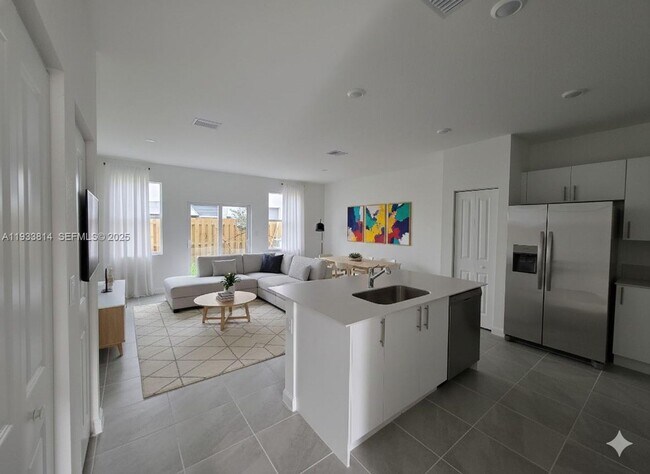 Foto del edificio - 1082 SE 2nd St