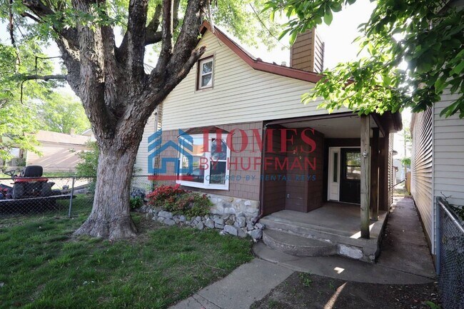 Foto del edificio - Three Bedroom House | Two Bathrooms