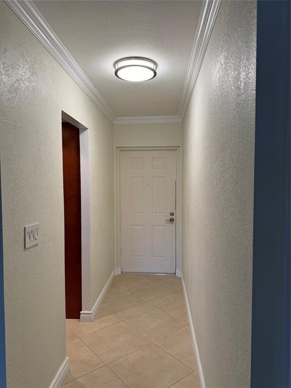 Building Photo - 1301 E Hillsboro Blvd