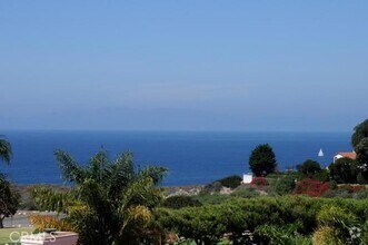 Building Photo - 345 Palos Verdes Dr W