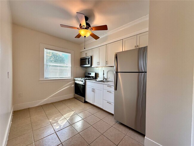 Foto del edificio - 1510 Culver Rd