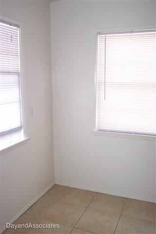 Building Photo - 19 Bay Shore Ave