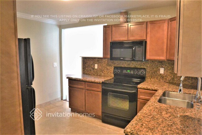 Foto del edificio - 6460 Grant Ct